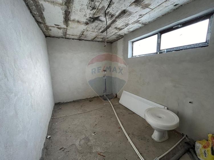 Casa / Vila cu 4 camere de vanzare in zona Ghercesti - 6