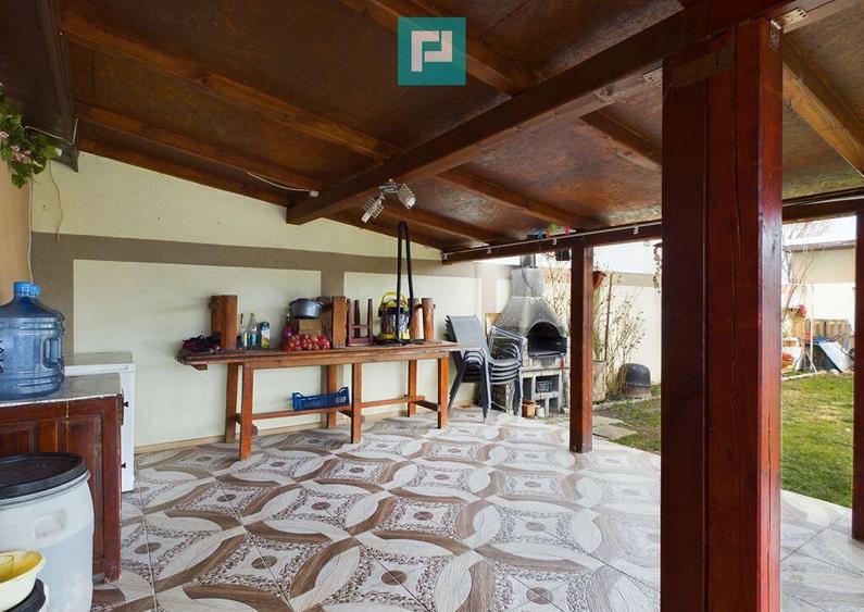 Casa cu 5 camere in Nadlac - 10