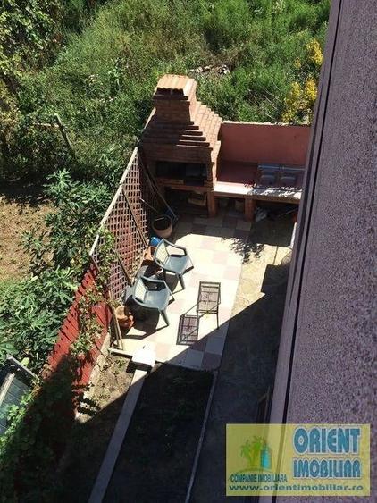 Casă cu 5 camere cu Teren 180 Mp în Central