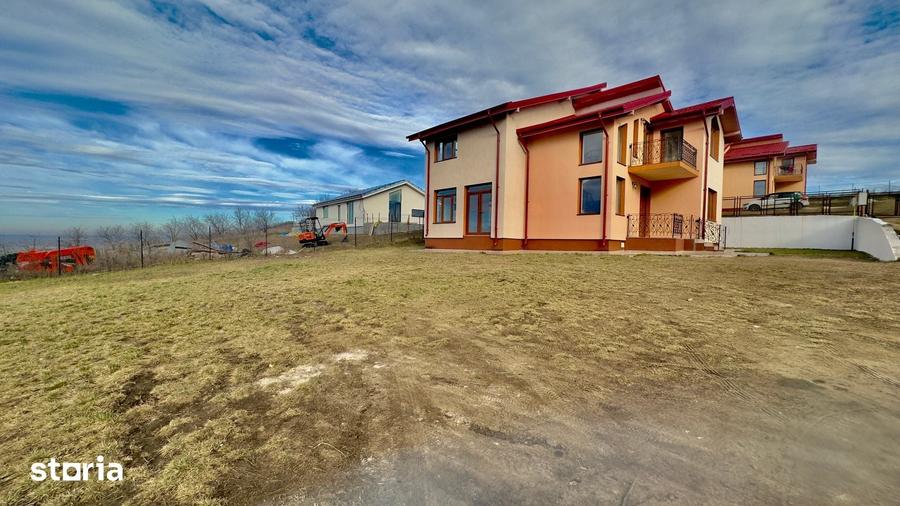 Casă cu 5 camere cu Teren 760 Mp în Miroslava