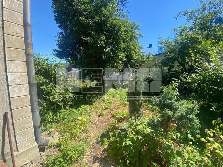 Casă individuală cu 3 camere cu Canalizare în Ultracentral