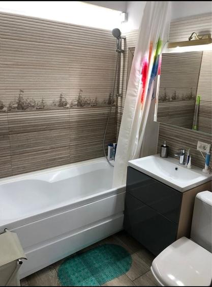 Apartament cu 2 camere decomandat în Central