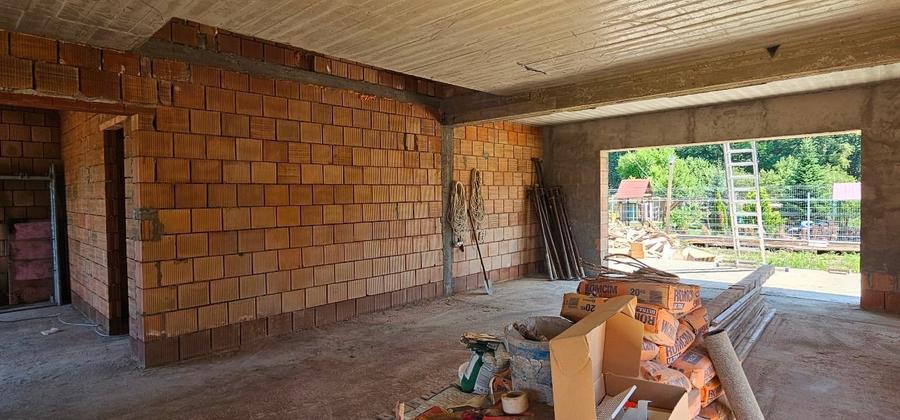 Casă individuală cu 3 camere cu Canalizare în Corunca