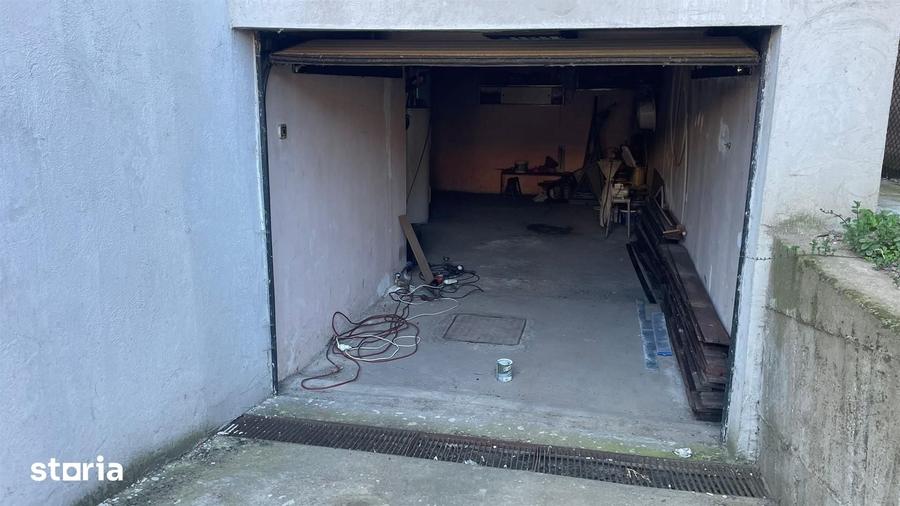 Casă cu 4 camere cu Teren 370 Mp în Central