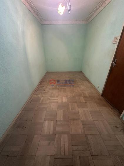 Apartament cu 2 camere semidecomandat în Km 4-5