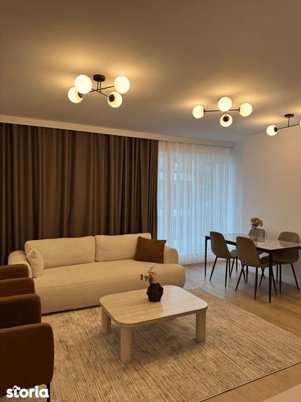 Apartament cu 3 camere, mobilat în Central
