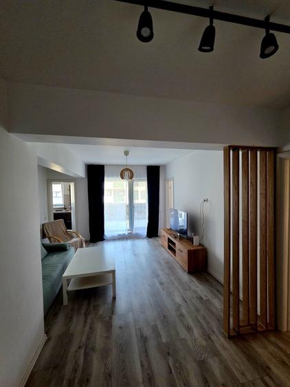 Apartament cu 2 camere semidecomandat în Central