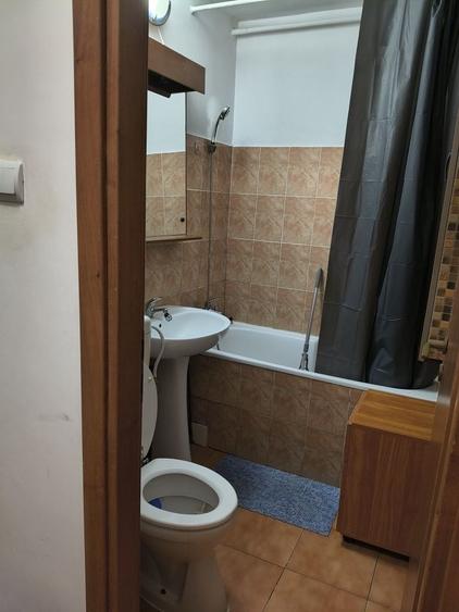 Particular vand garsoniera Str.Soarelui Nr 8 -Astra la parter - 1