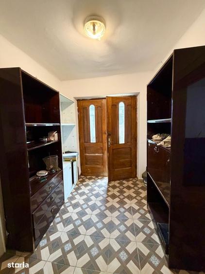 Casă cu 4 camere cu Teren 133 Mp în Lupeni