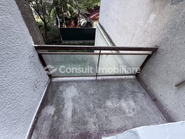 Apartament cu 3 camere decomandat, mobilat în Andrei Mureșanu