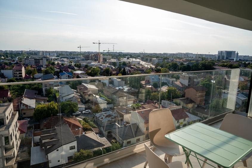 Apartament cu 4 camere semidecomandat în Cotroceni