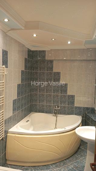 Dau in chirie ap 2 camere ultracentral Baia mare Dau in chirie ap 2 camere ultracentral Baia mare