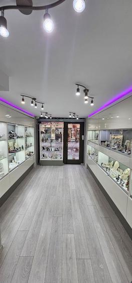 Spatiu comercial de inchiriat ultracentral - 4