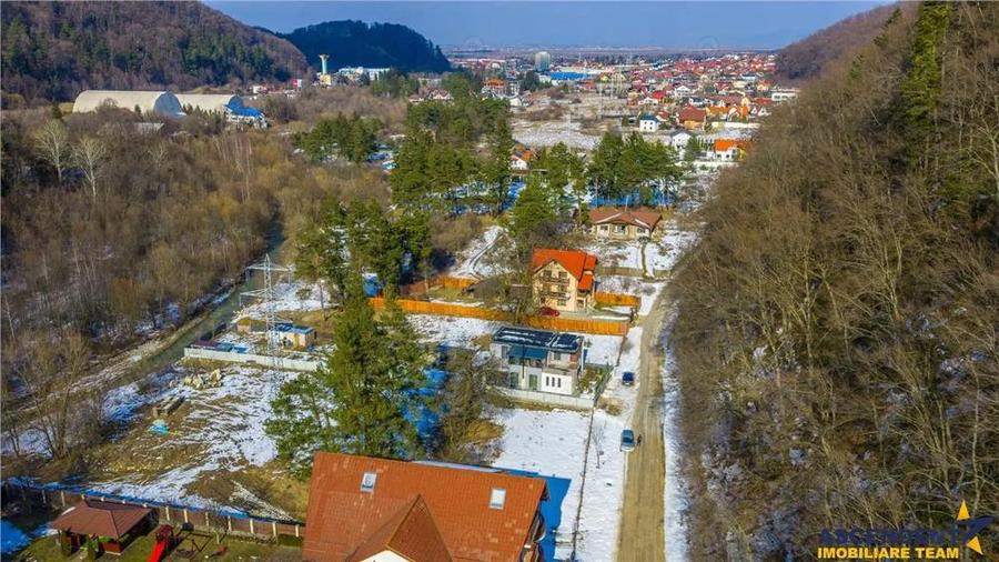 Film! Teren intravilan pe 1.300mp, arie apreciabila de case, Bunloc, Brasov - 2