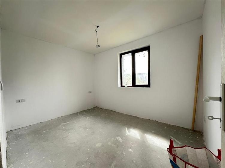 Casa individuala 4 camere terasa garaj curte 500mp Sura Mare - 7