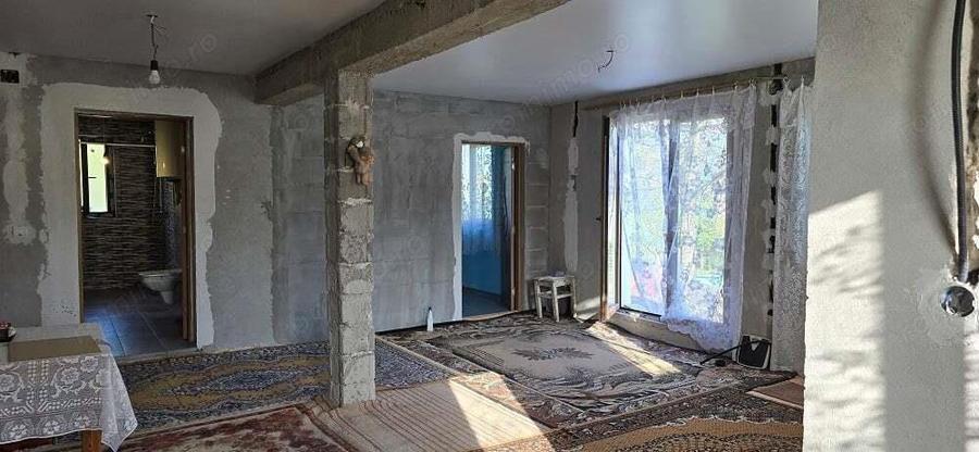 Casa in comuna Baita - 9