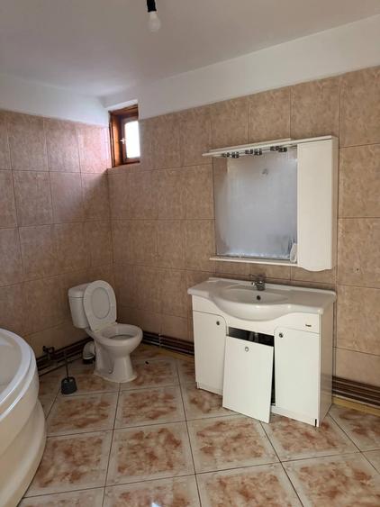 Targoviste casa cu teren generos, reducere pret pana la 01.03, rate, schimb - 2