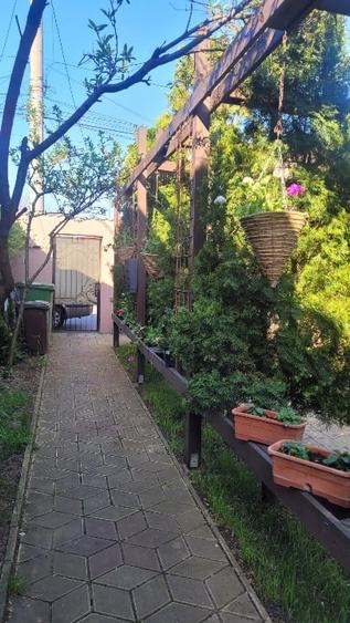 Vând casa 4 camere în zona Eroilor Ploiesti - 2