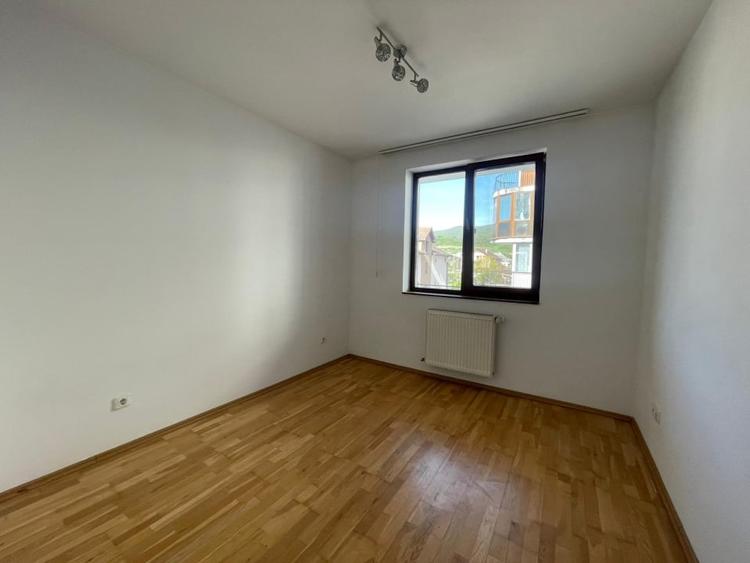 Apartament 3 Camere | 70mp | Bloc Nou | Cetate | Etaj 1 | Garaj Inclus - 2