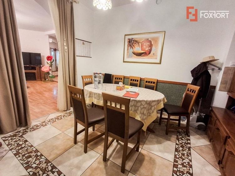 Casa individuala cu 8 camere si teren de 832 mp de vanzare, zona Girocului - 11