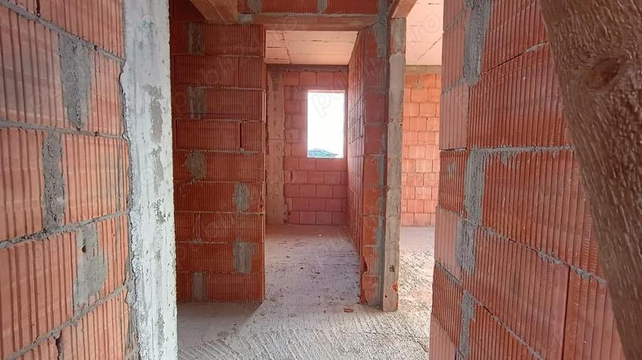 Proprietar Vand Casa la Ro?u in Grigorescu 2 - 8