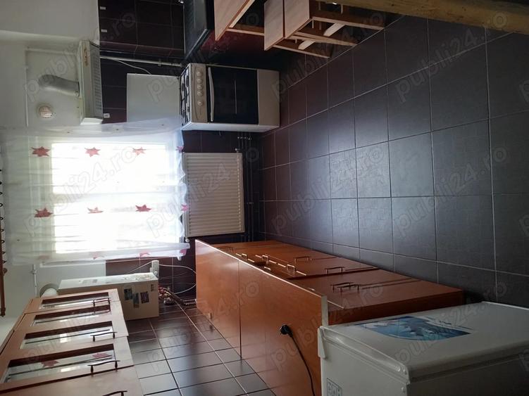 Vand in ora?ul Bumbe?ti Jiu apartament cu 3 camere, decomandat, etaj 2. - 6