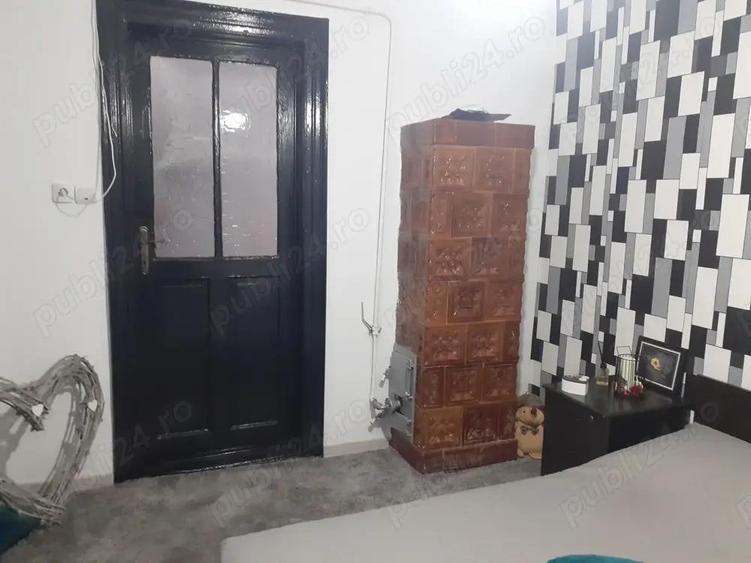 Vanzare Casa caramida, suprafata este de 200.mp., mobilata si utilata str. Grivitei - Pictor T Aman - 13