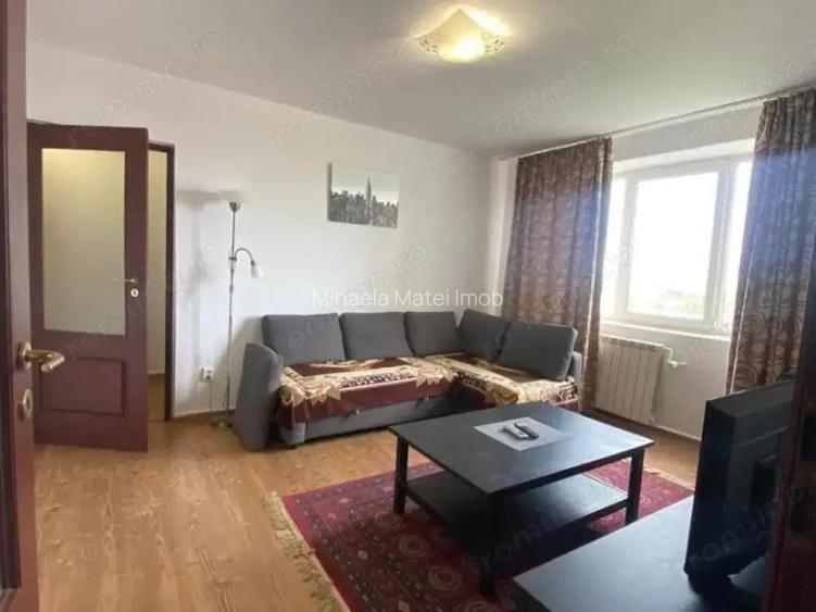 Apartament 3 camere/ Stefan Cel Mare/ Lizeanu