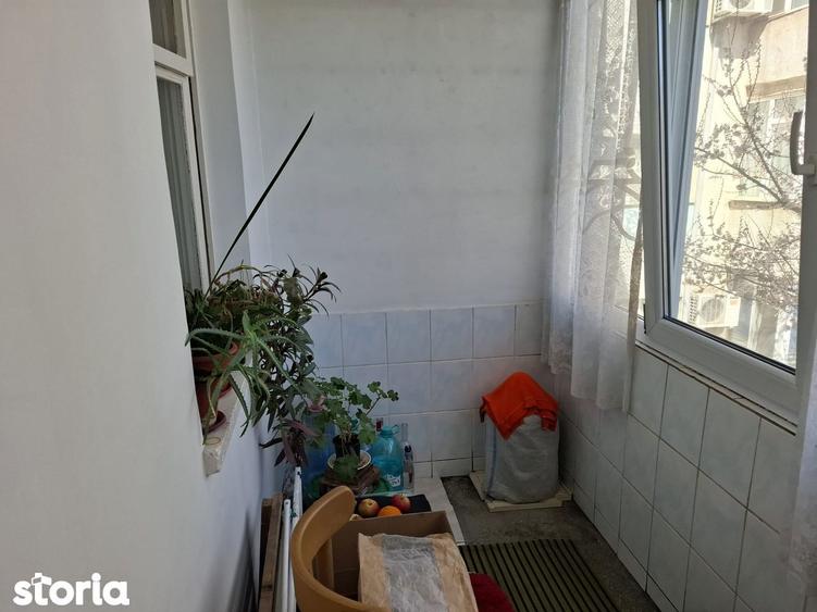 Tomis III- 2 camere decomandate, et.2 - 3