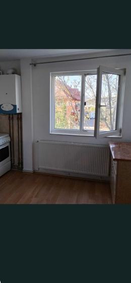 Garsoniera - Tractorul- langa Coresi Mall - 1