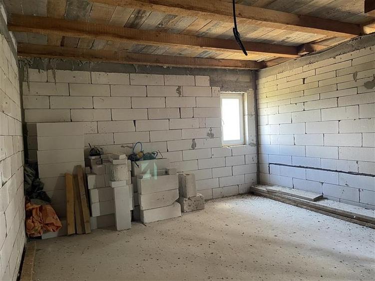 Casa de vanzare in localitatea Malcoci - 9