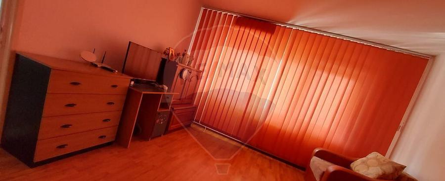 Garsoniera de vanzare ideala ca locuin?a sau spa?iu... - 13