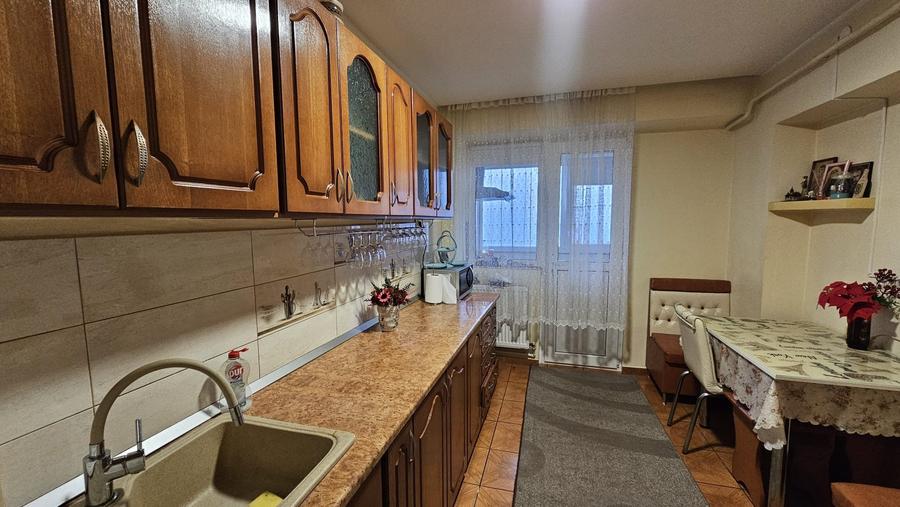 Apartament cu 2 camere, Micro 18 - 5