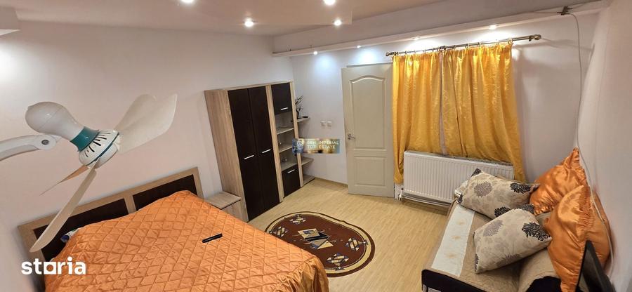 Casă cu 5 camere decomandat cu Teren 95 Mp în Faleza Nord