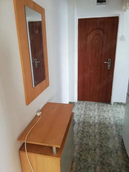 Apartament cu 2 camere decomandat în Narcisa