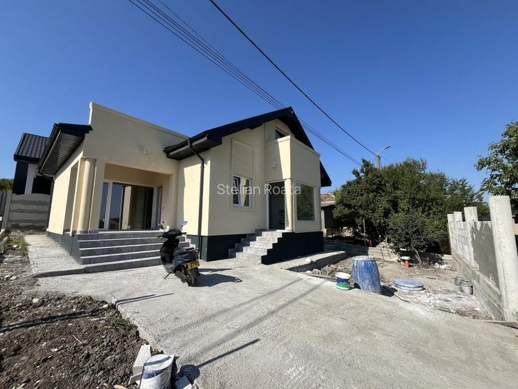 Oportunitate! Casa la sol, 3 camere, posibilitate mansardare, Valu lui Traian! Oportunitate! Casa la sol, 3 camere, posibilitate mansardare, Valu lui Traian!