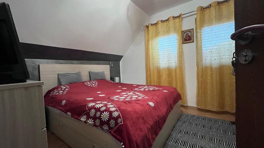 Casa 4 Camere-Singur in Curte-Schei-Cod 4583 - 2