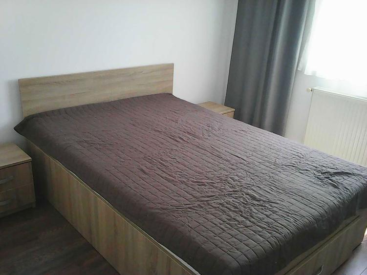 Vand apartament 3 camere in Medias etajul 1 - 2