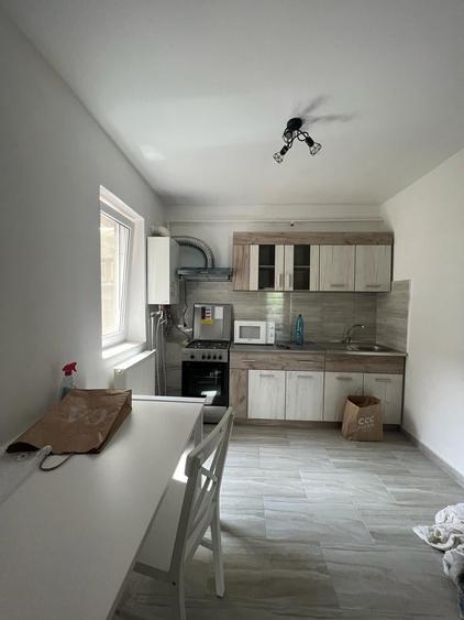 Chirie apartament 3 camere zona Autogarii 300euro mobilat utilat neg - 1