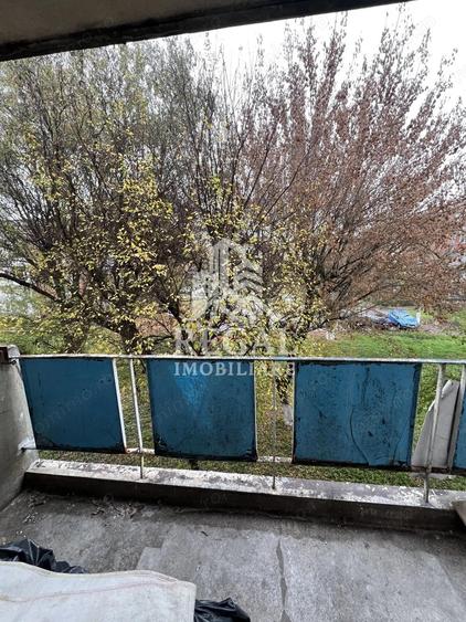 Apartament de vanzare in exclusivitate Zona Micro 4 etaj 2/4 - 7