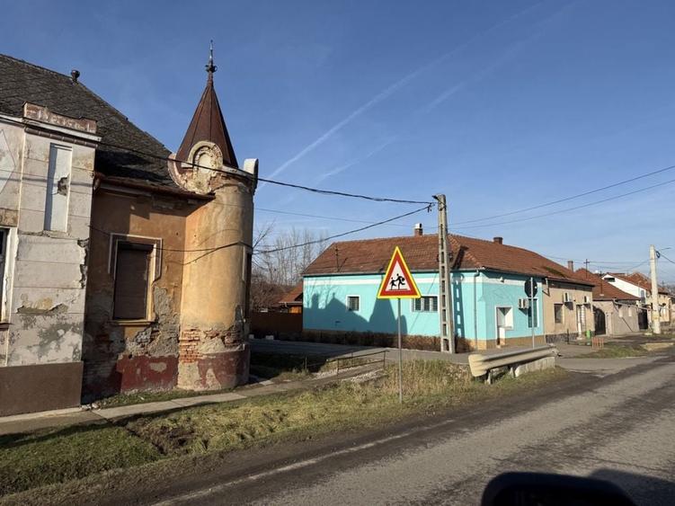 De vanzare spatiu comercial (tip casa) - Sacueni Bihor - 1