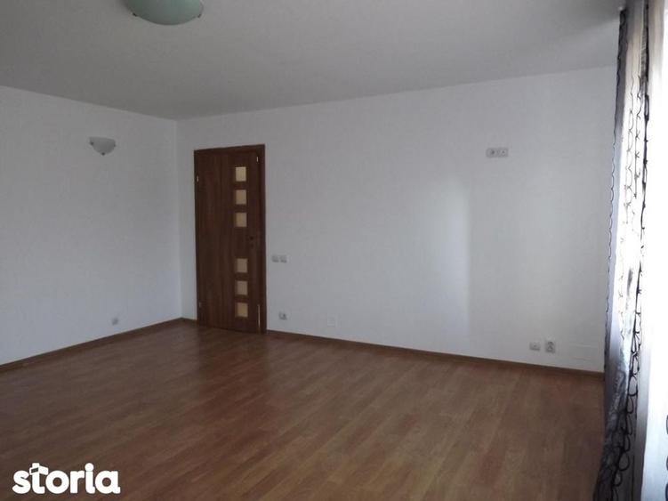 Casa P+1+M. 6 cam, Util 178mp. Teren 251mp - 3