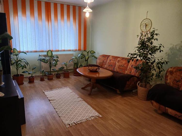 3 camere Mobilat si Utilat, 65 mp, etaj 3, Buzaului - 1