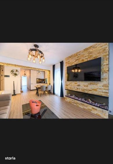 Apartament de lux 2025 | Jacuzzi, curte privata | Vedere Caraiman - 1