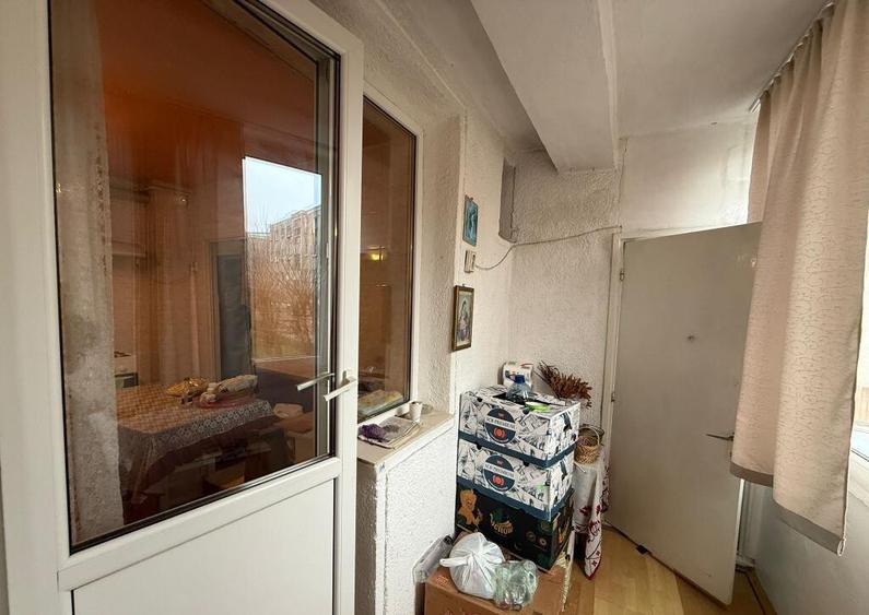 Apartament 3 camere,decomandat,etaj 1, Zona Balcescu - 3