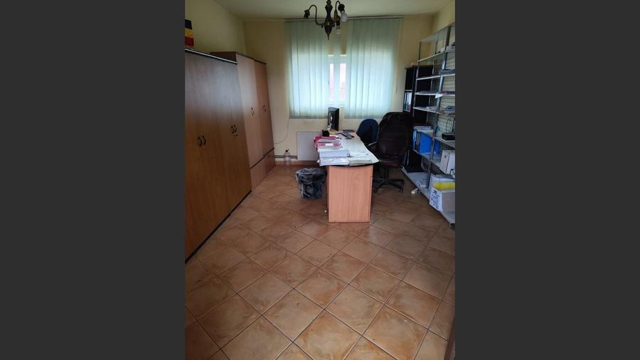 Dn1A  Cladire Spatii Comerciale - 9