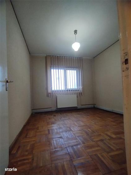 Apartament cu 4 camere, situat in zona de nord a orasului - 3