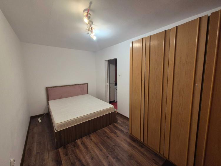 Inchiriez apartament 2 camere zona abator - 2