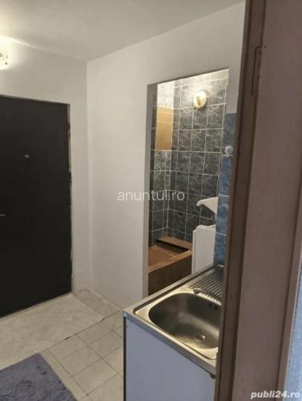 Berceni, Aparatorii Patriei metrou Berceni, Aparatorii Patriei metrou