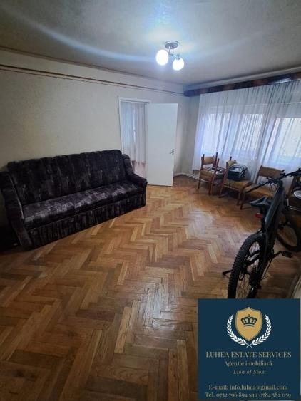 REZERVAT - Apartament 3 camere, Resita, Aleea Macilor - 7